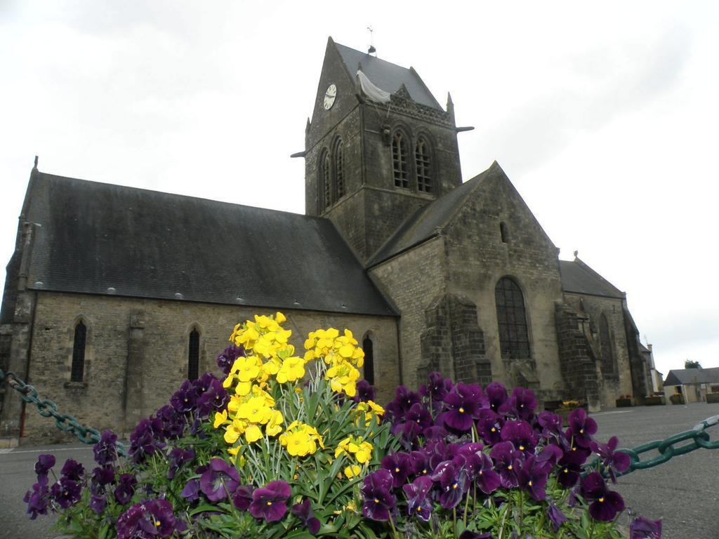 Chambres D'Hotes De L'Eglise Sainte-Mère-Église Eksteriør bilde